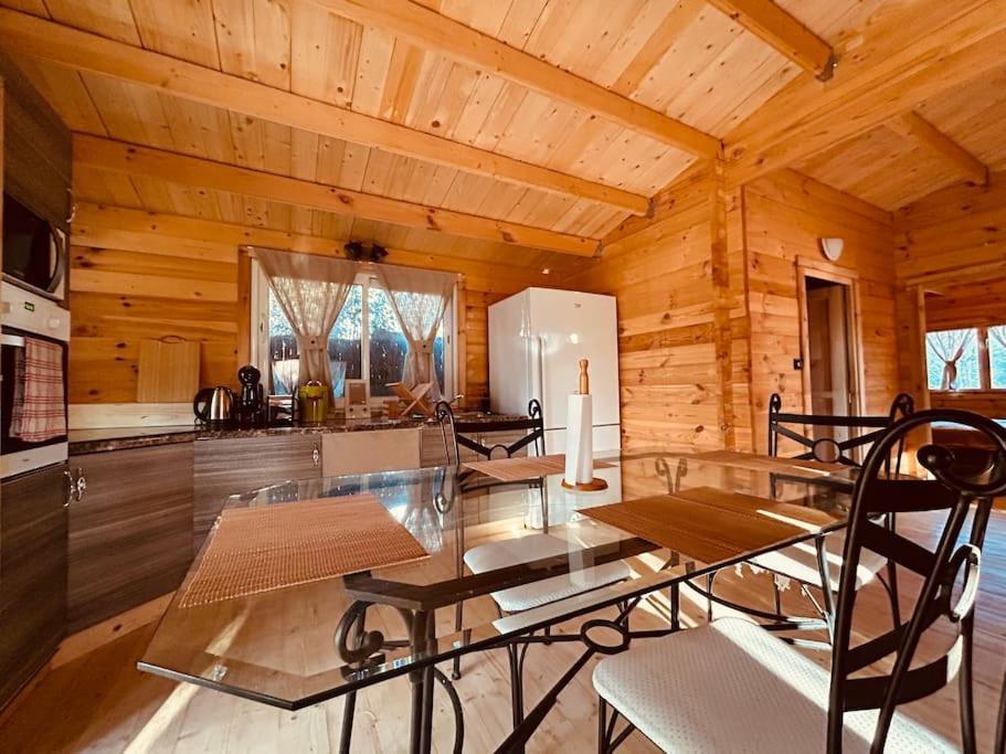 Chalet Bois Jacuzzi Bessan Luaran gambar
